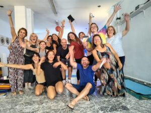 Cursos Online sobre Trauma e Resiliência, Formação em Arteterapia para Saúde Mental, Especializações em Teatro Terapêutico e Expressão Criativa, Workshops de Contoterapia para Desenvolvimento Emocional, Programas Avançados de Terapia Expressiva para Educadores e Psicólogos, Certificações em Educação Emocional e Saúde Mental, Cursos de Dançaterapia para Promoção do Bem-Estar, Formação em Musicoterapia Aplicada à Saúde e Educação, Neurociência e Desenvolvimento Emocional em Contextos Educativos, Terapias Criativas e Expressivas para Profissionais de Saúde e Educação.